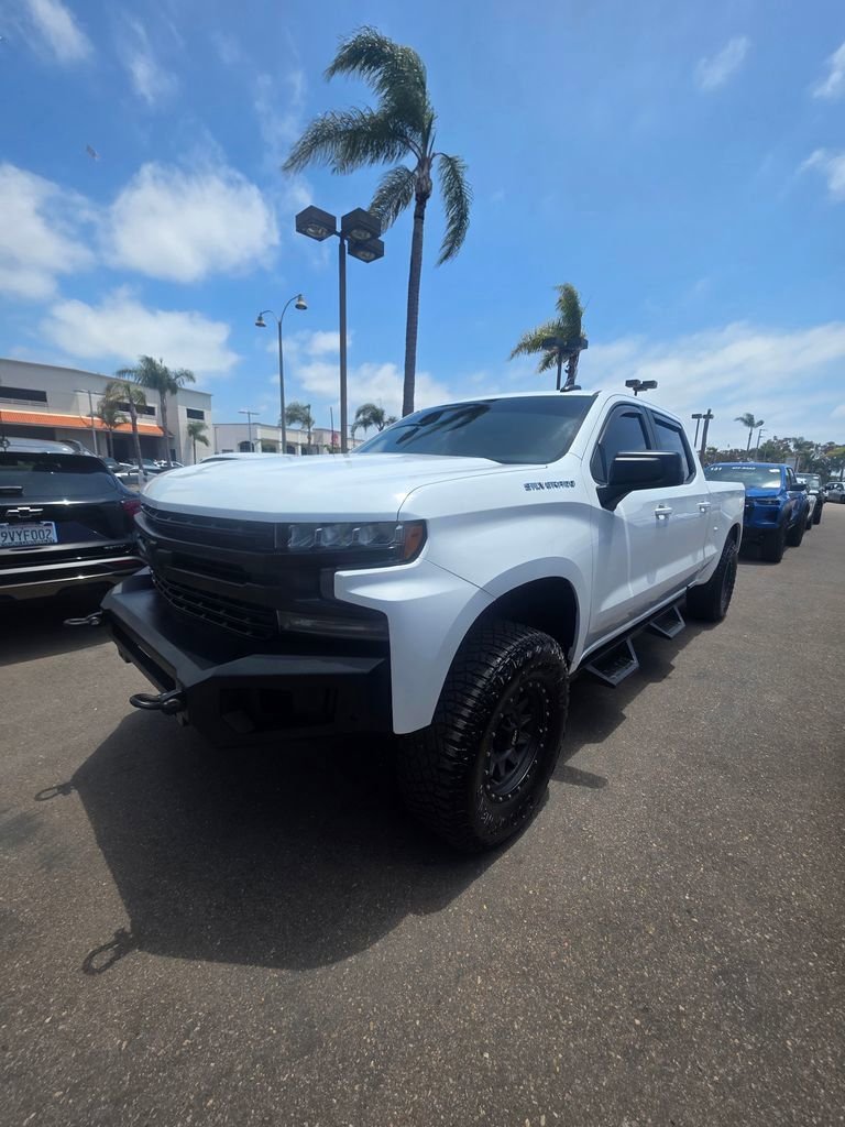 2019 Chevrolet Silverado 1500 LT Crew Cab Standard Box's photo