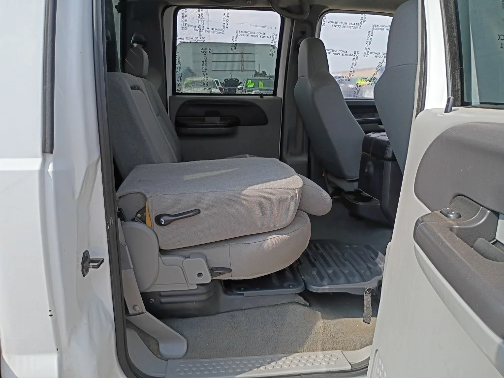 Used 2006 Oxford White Clearcoat Ford XLT image 16