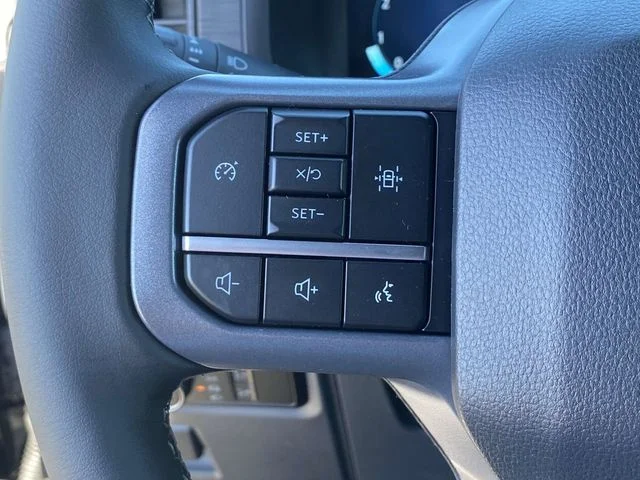 New 2026 Carbonized Gray Metallic Ford XLT image 10
