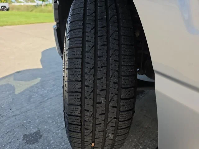 Used 2023 Silver Ford XLT image 26