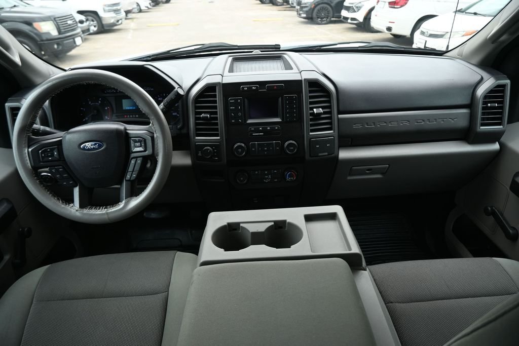 Used 2021 White Ford XL image 16