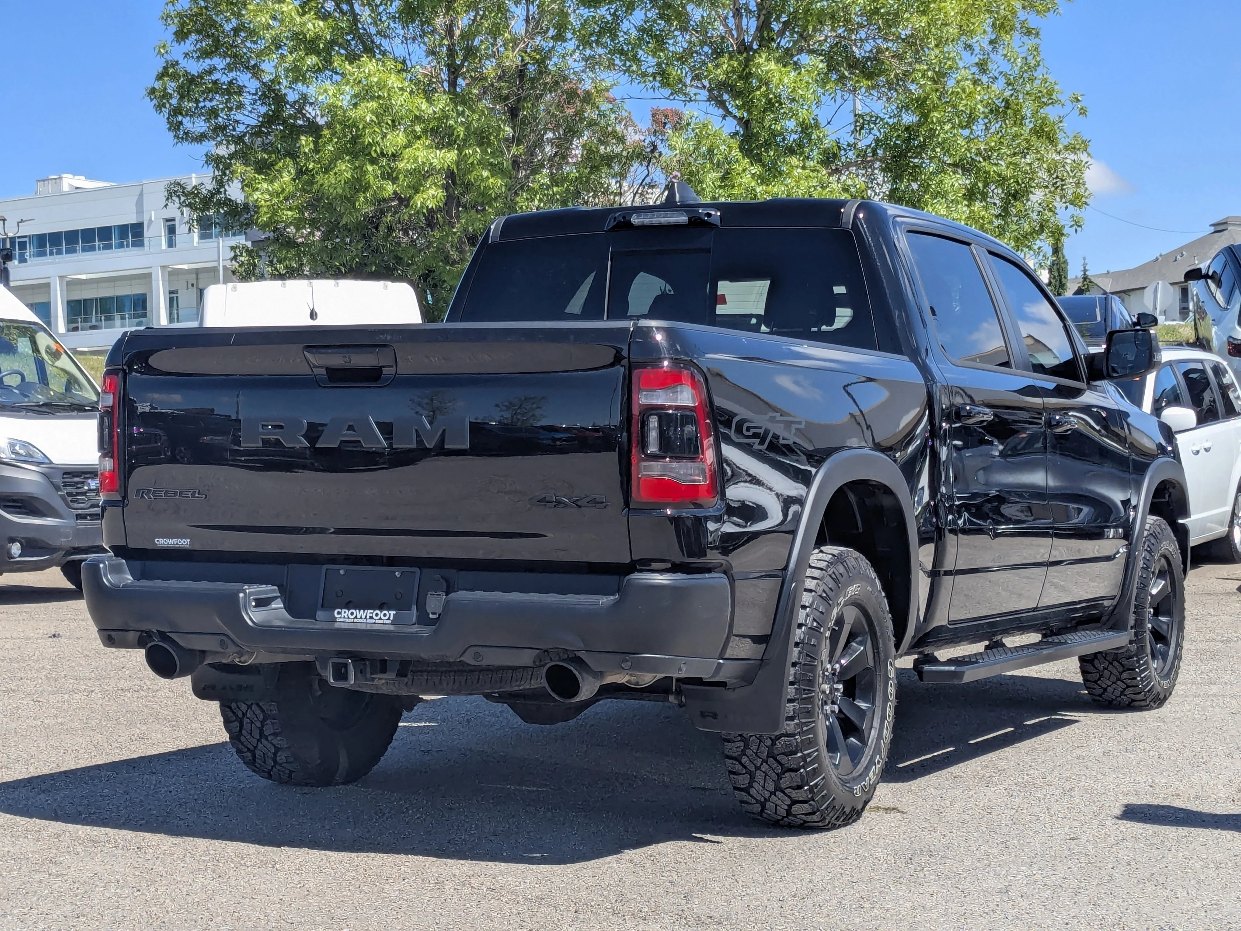 Used 2024 Black RAM Rebel - GT Pkg - Rebel Level II - Dual Pane Sunroof - Night Edition - LOADED TRUCK image 8