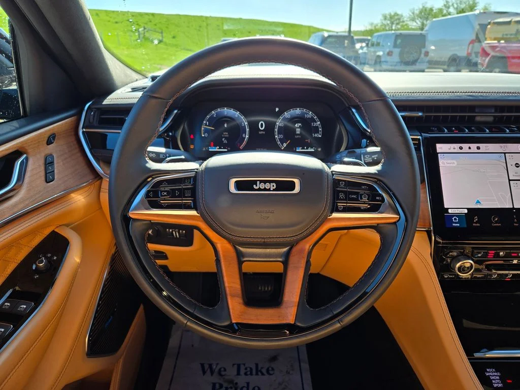 Used 2024 Black Jeep Summit image 21