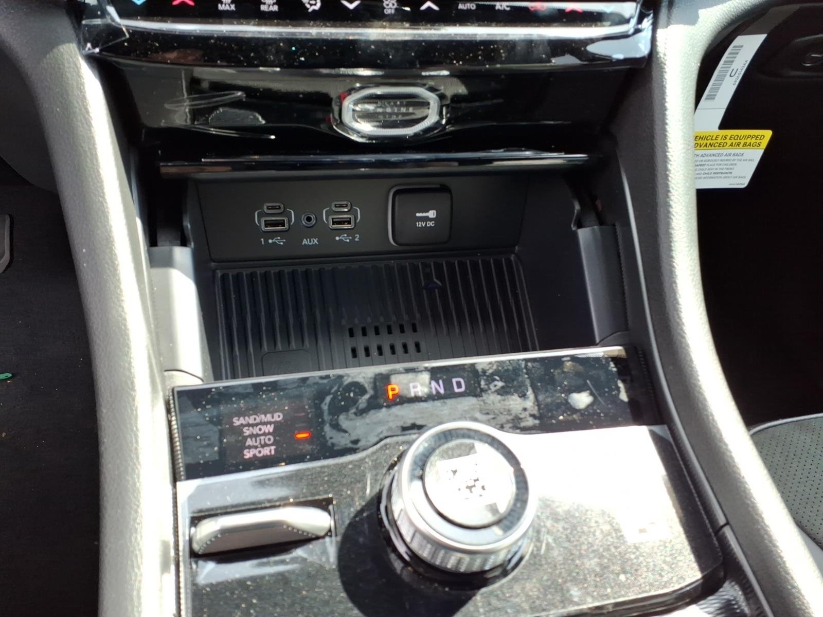 New 2026 Silver Zynith Exterior Paint Jeep Altitude image 14