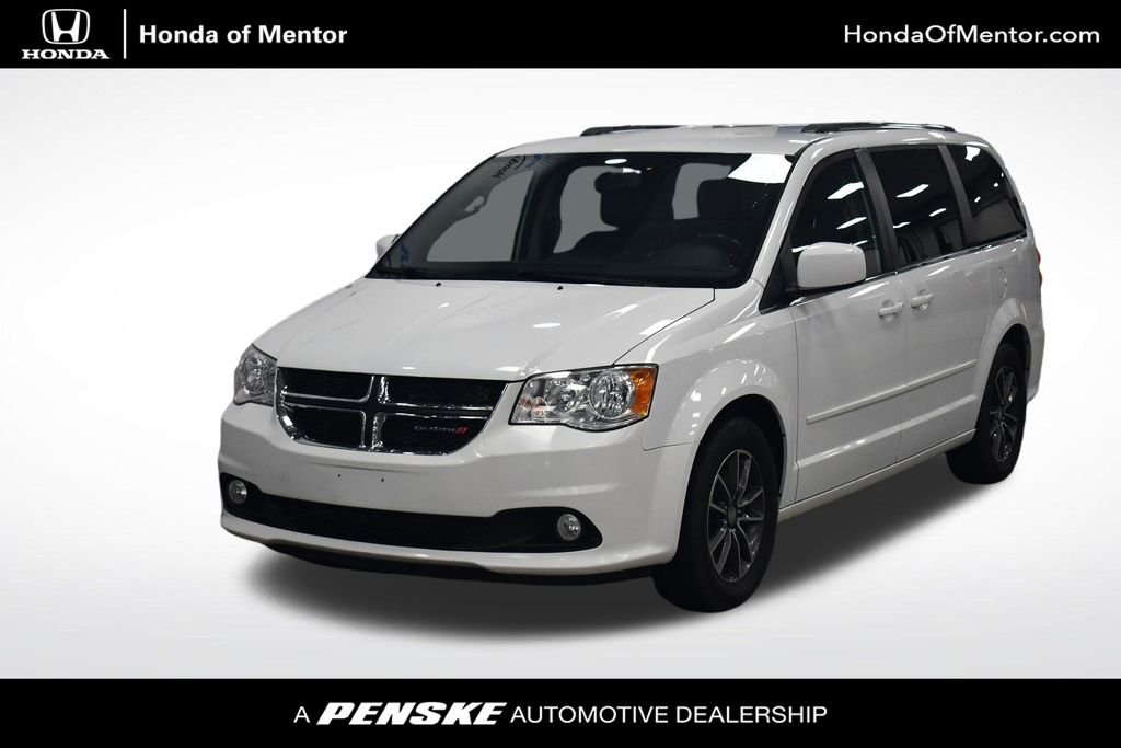 Used 2017 White Knuckle Clearcoat Dodge SXT image 1