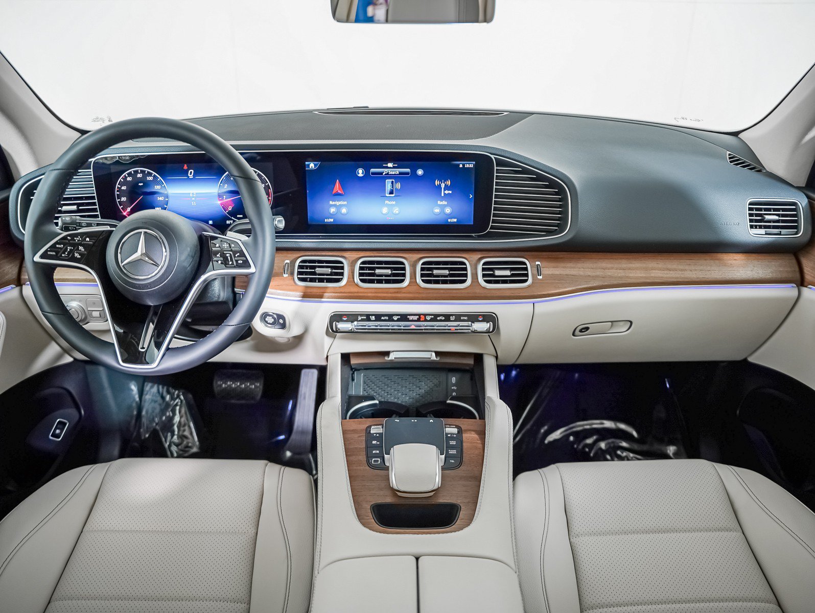 New 2026 Polar White Mercedes-Benz GLE 350 image 12