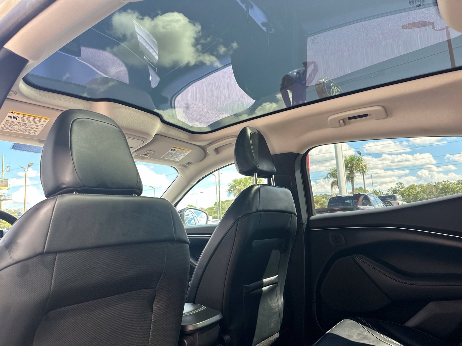 Used 2023 White Metallic Ford Premium image 15