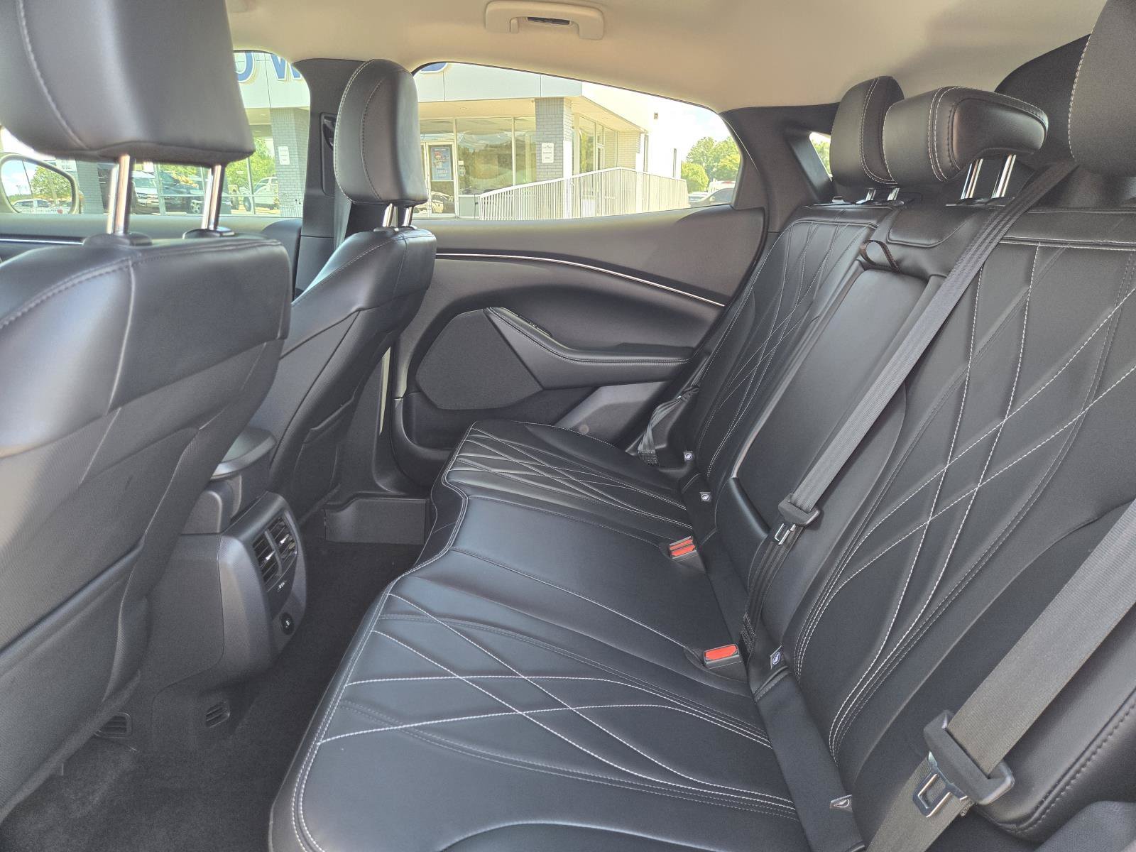 Used 2024 Glacier Gray Metallic TriCoat Ford Select image 12
