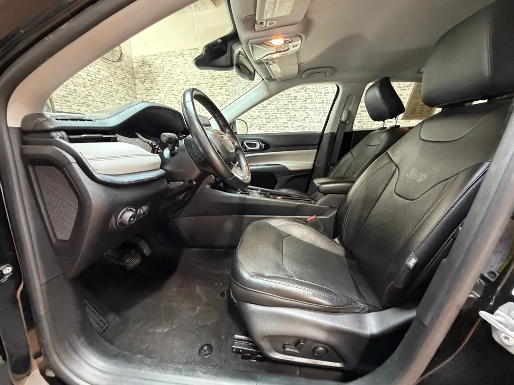 Used 2022 Black Jeep Limited image 20