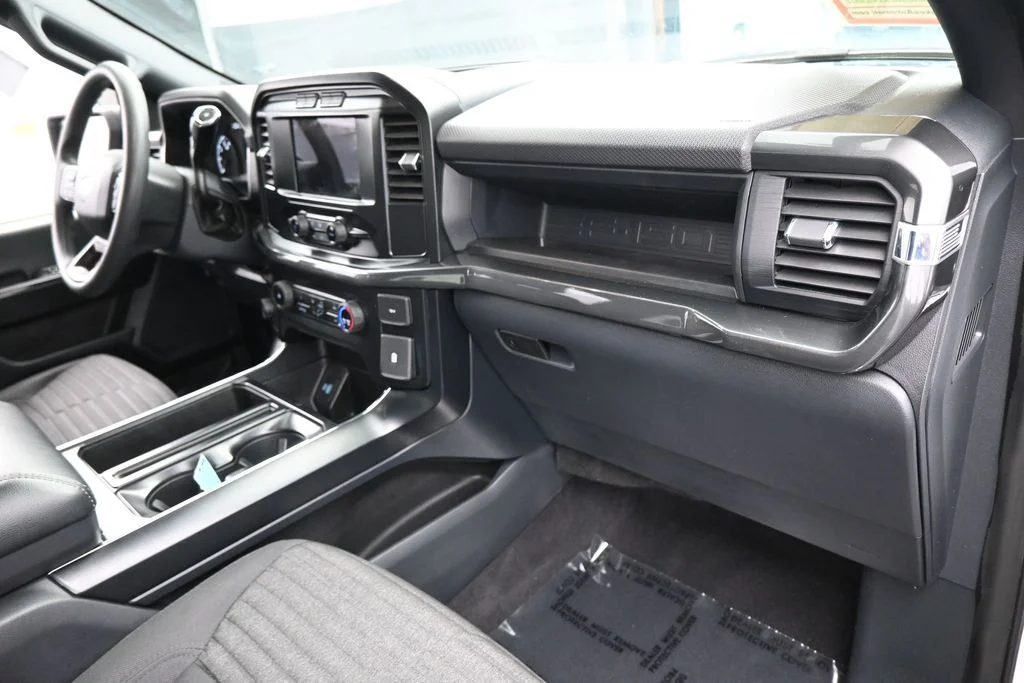 Used 2023 Oxford White Ford XL image 38