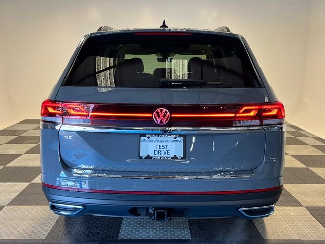 New 2026 Gray Volkswagen 2.0T SE w/Technology image 4