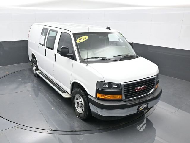 2024 GMC Savana 2500's photo