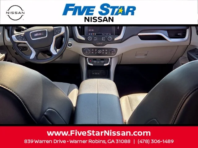 Used 2023 Silver GMC SLT image 8
