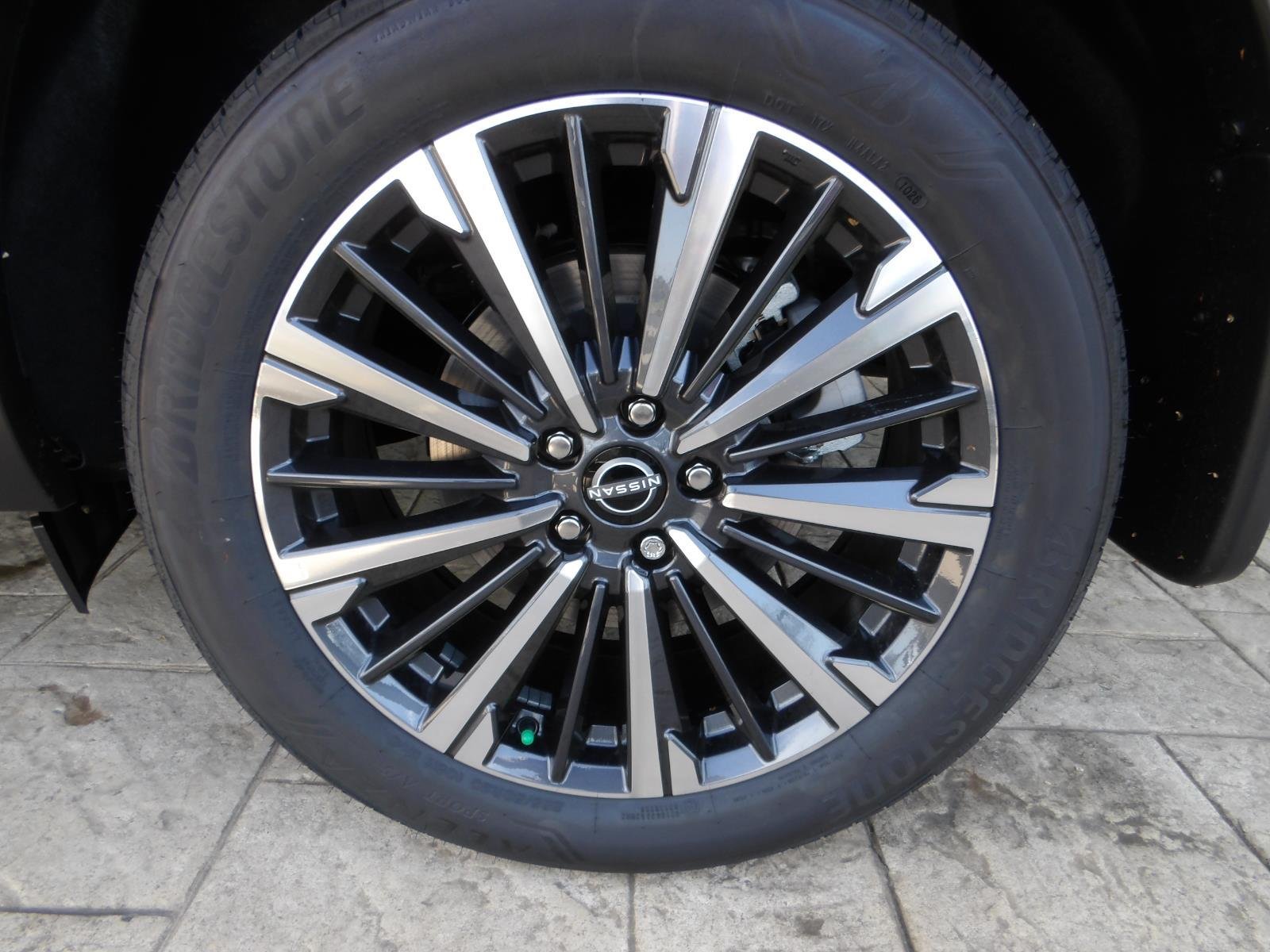 New 2026 Gun Metallic Nissan Platinum image 12
