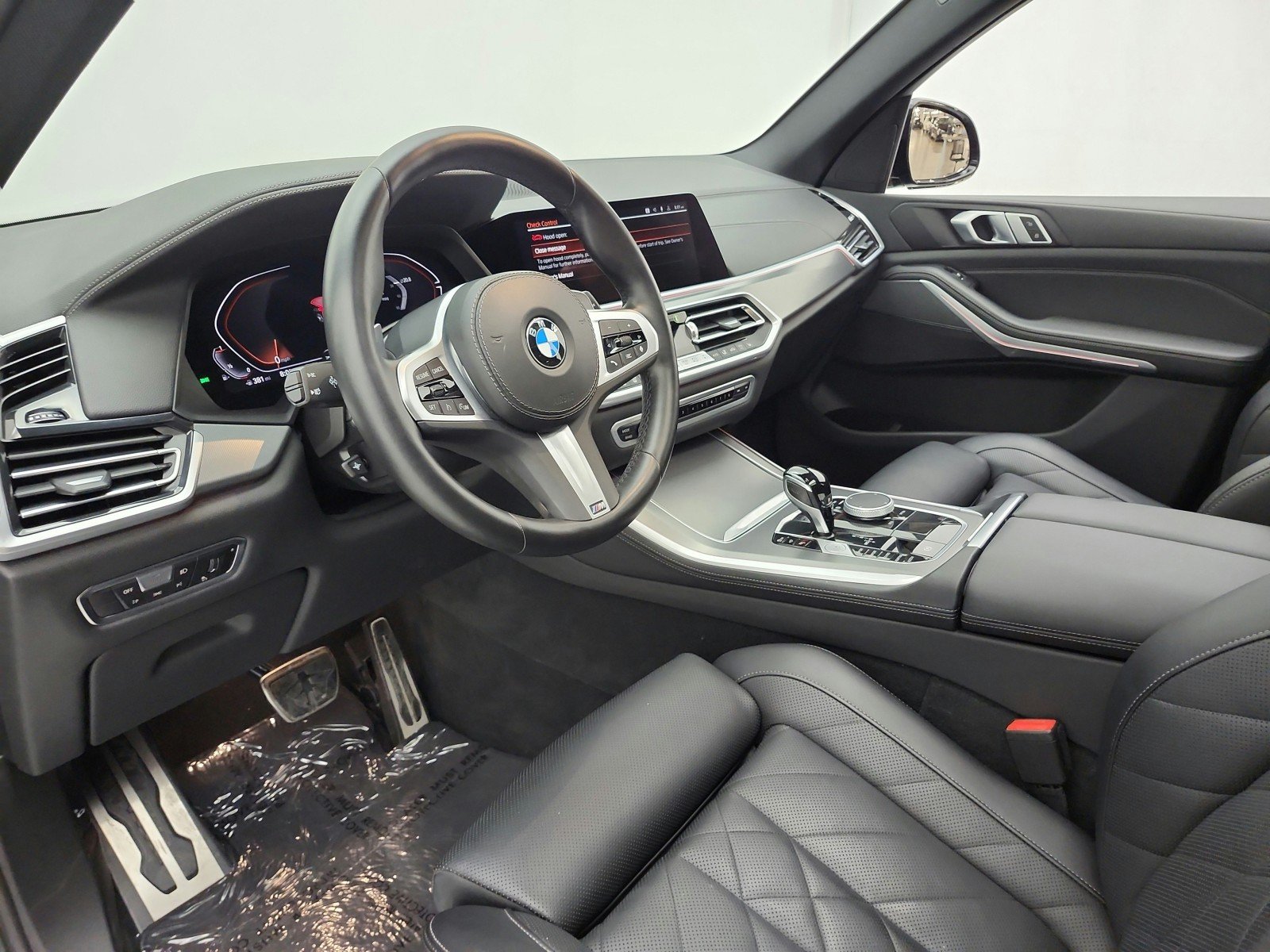 Used 2023 Carbon Black Metallic BMW sDrive40i Sports Activity Vehicle image 11