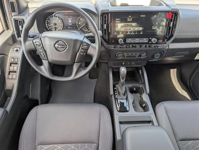 New 2026 Glacier White Nissan SV image 6
