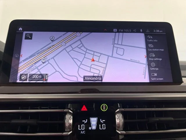 Used 2022 Black BMW sDrive30i image 20