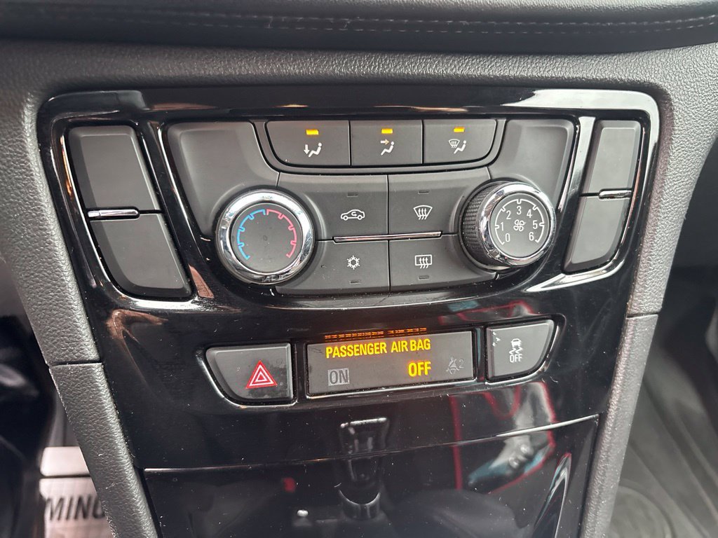 Used 2020 Buick Encore Preferred with VIN KL4CJASB9LB015324 for sale in East Rochester, NY