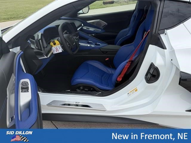 New 2026 Arctic White Chevrolet 3LT image 7