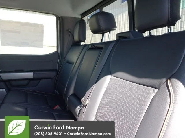 New 2026 Oxford White Ford Lariat image 25