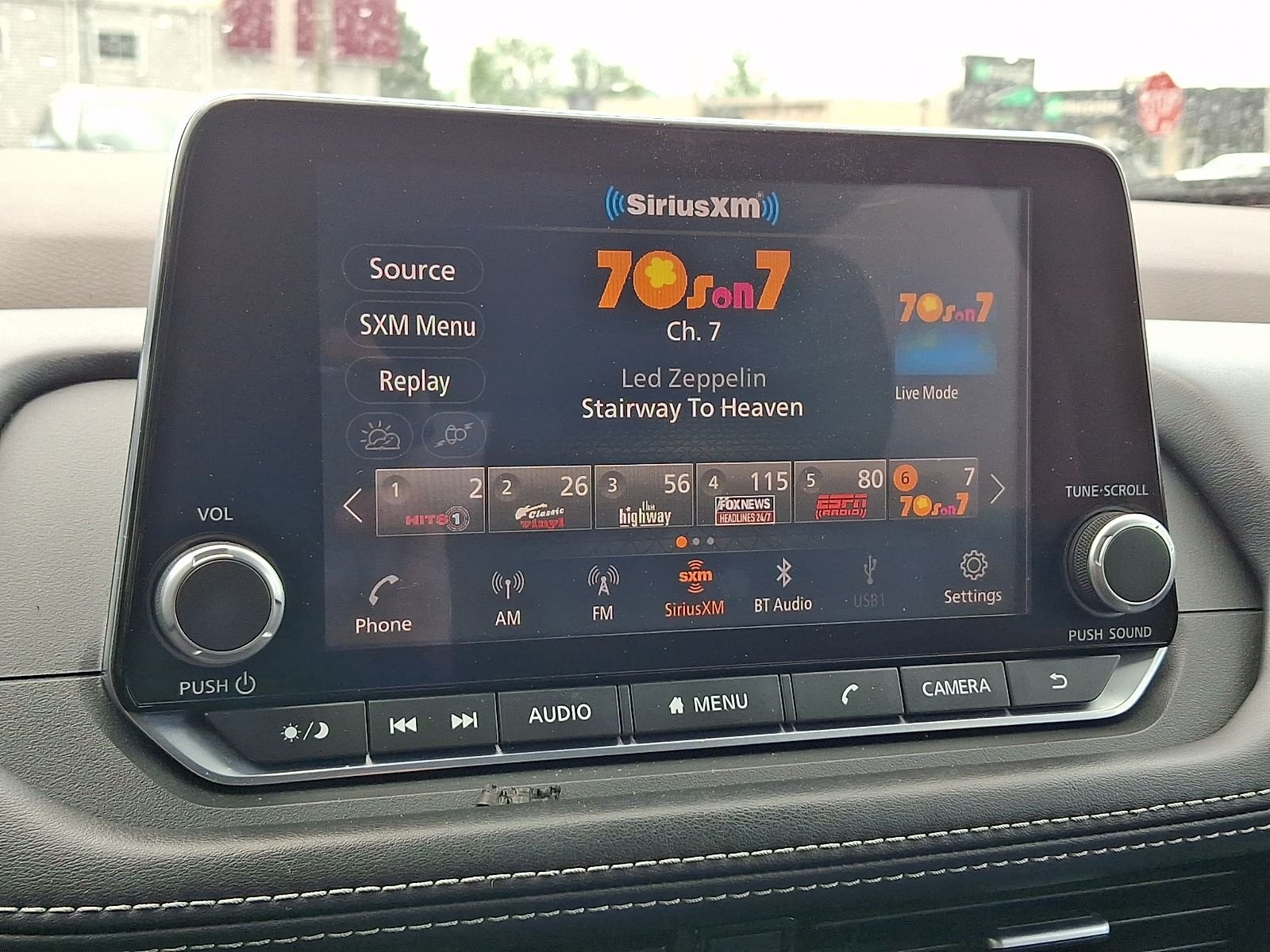 Used 2021 Gray Nissan SV image 17