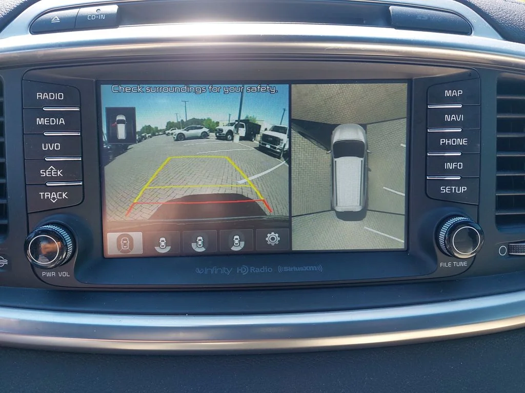 Used 2017 Gray Kia SX Limited image 23