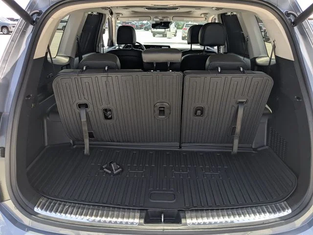 Used 2024 Silver Kia SX image 12