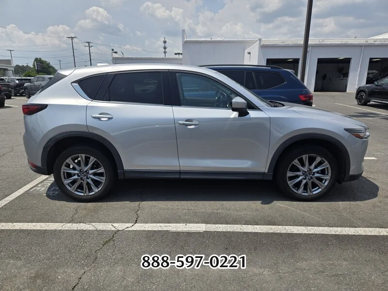 Used 2021 Sonic Silver Metallic MAZDA GRAND TOURING image 6