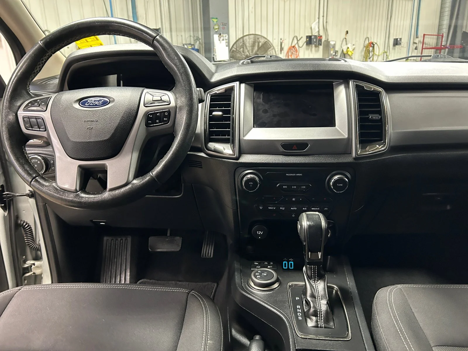 Used 2022 CACTUS GREY Ford XLT SuperCrew image 19