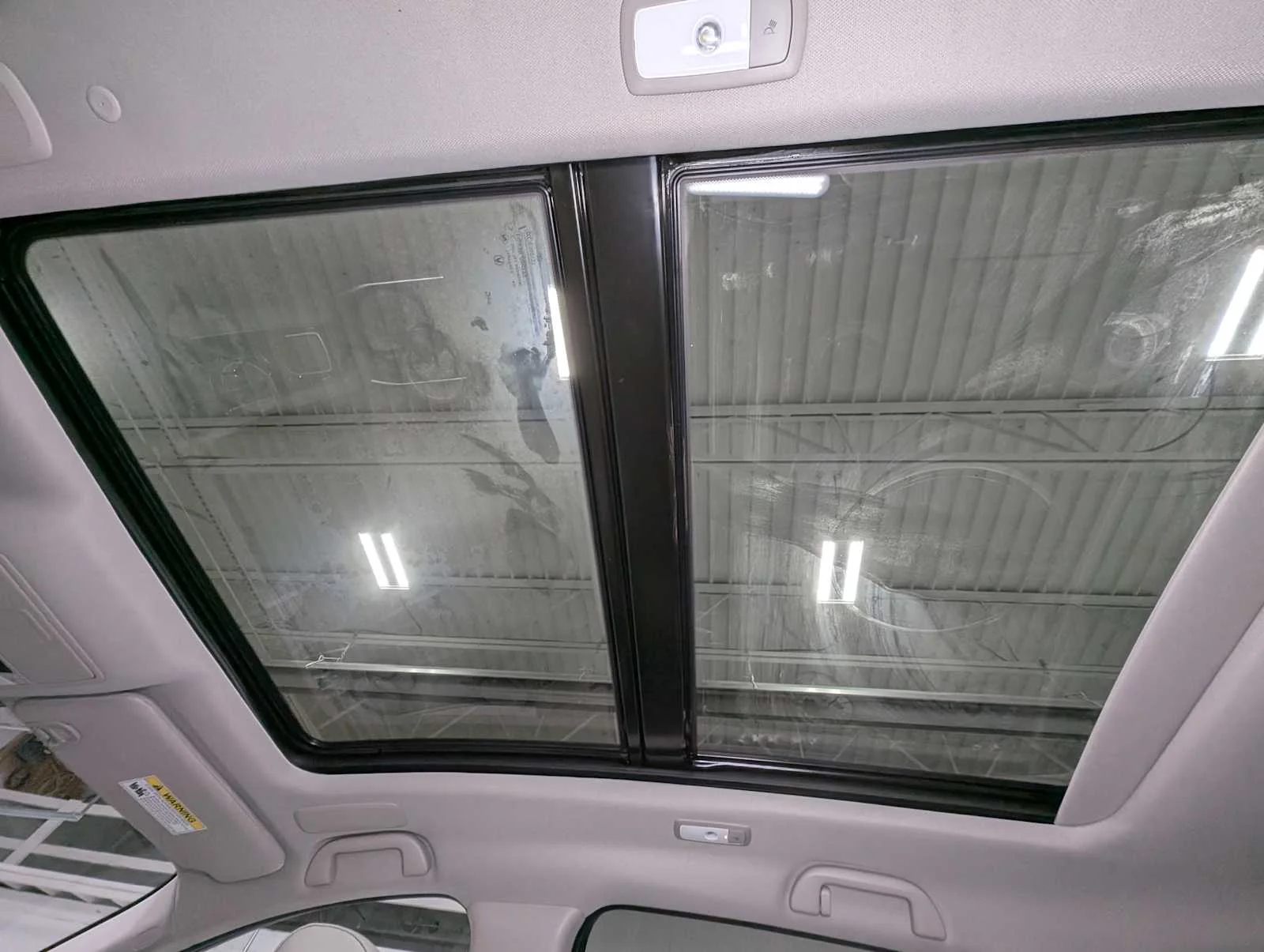 New 2026 Platinum White Pearl Acura w/Technology Package image 15