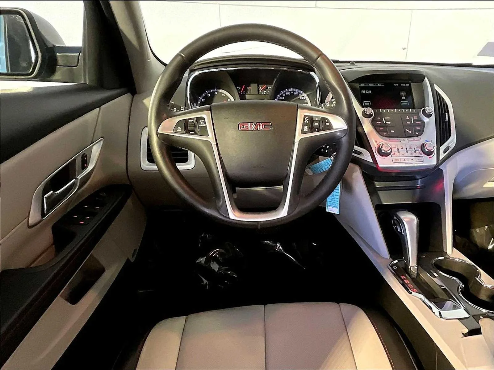 Used 2015 Dark Sapphire Blue Metallic GMC SLT image 13