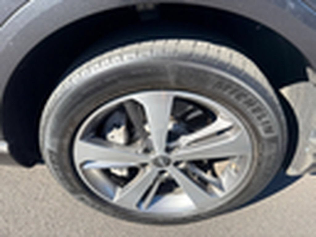 Used 2021 HIMALAYAN GRAY Genesis 3.5T Advanced image 21