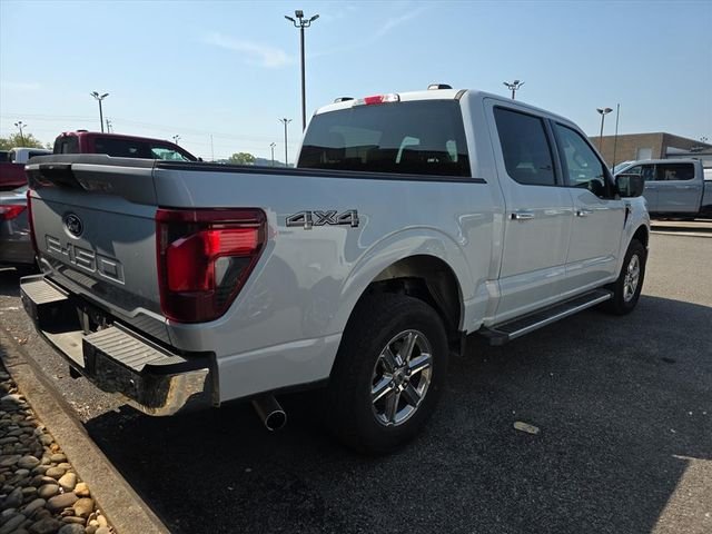 Certified Used 2025 White Metallic Ford XLT image 3