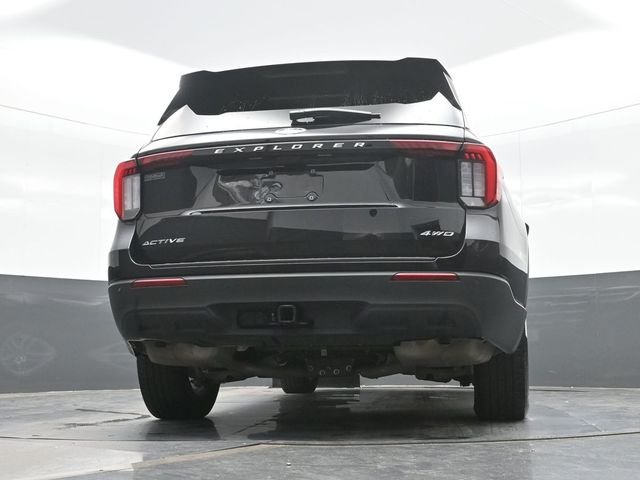 Used 2025 Black Ford Active image 18