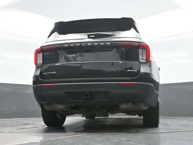 Used 2025 Black Ford Active image 18