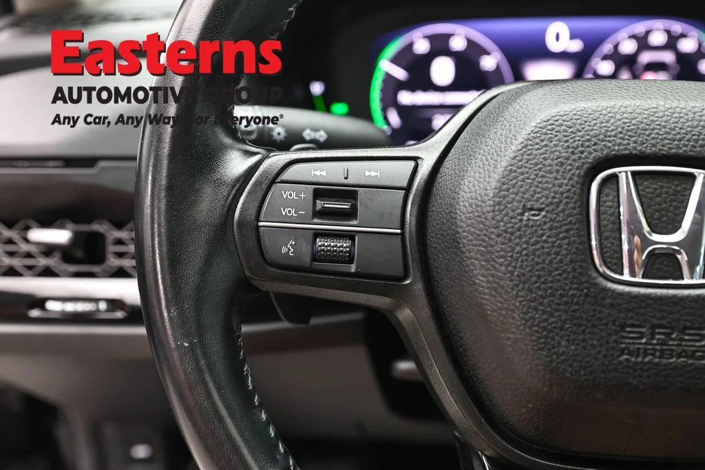 Used 2024 Black Honda EX-L image 15