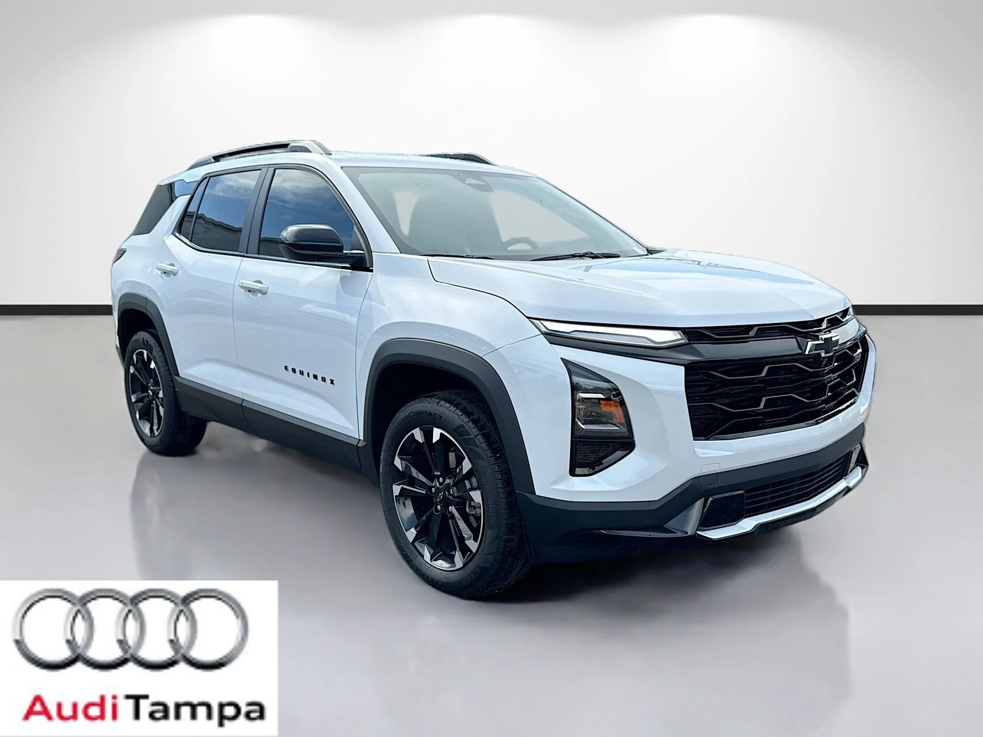Used 2026 Polar White Tricoat Chevrolet FWD RS image 1