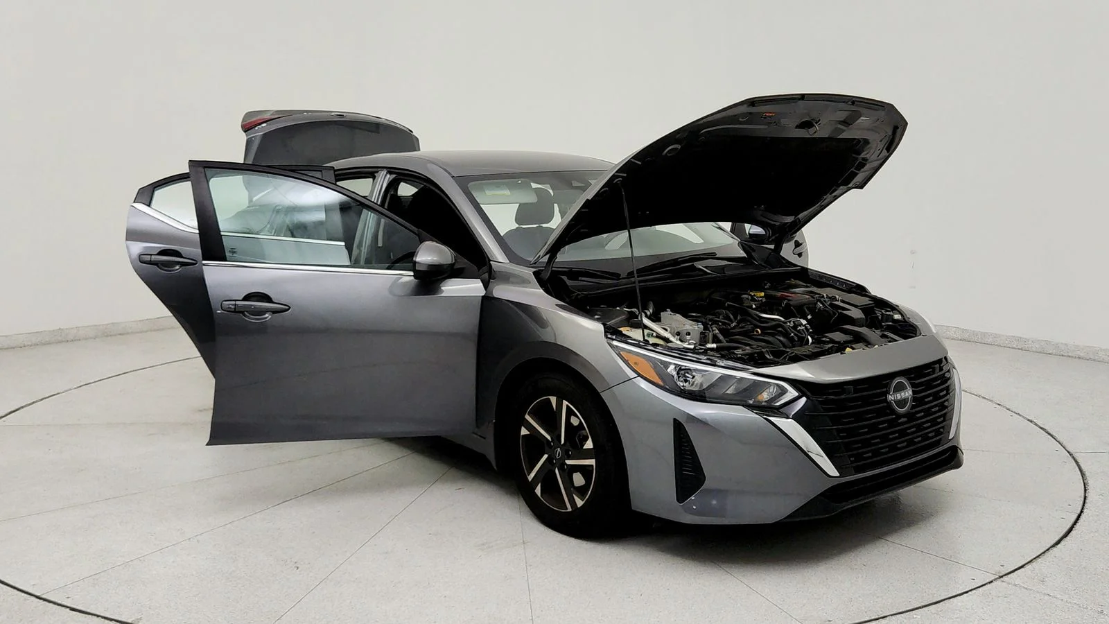 Used 2024 Gray Nissan SV image 11