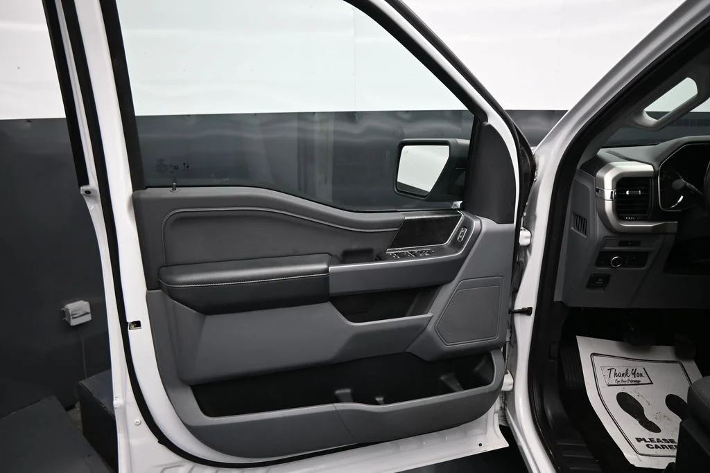 Used 2021 White Ford XLT image 10
