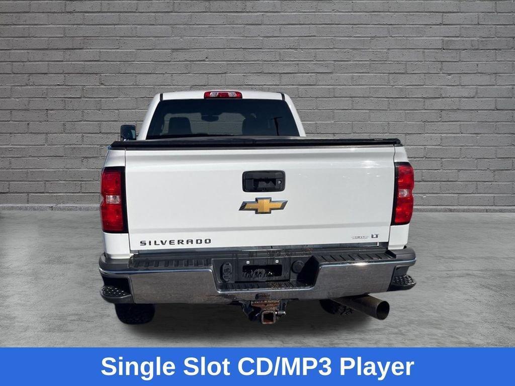 Used 2018 White Chevrolet LT image 8