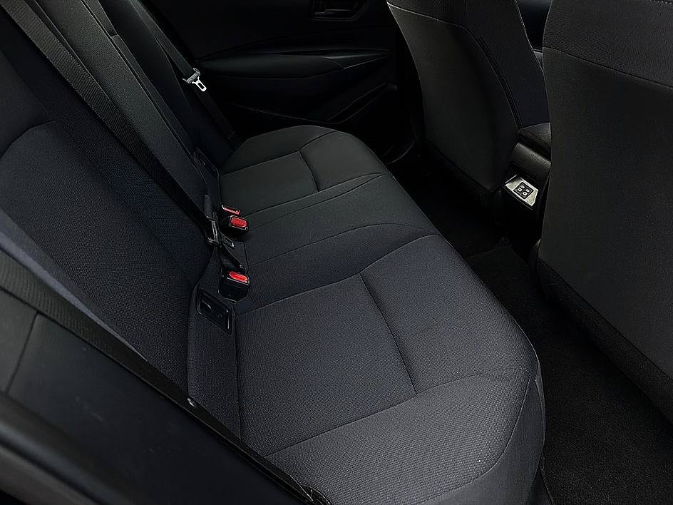 Used 2025 Midnight Black Metallic Toyota LE image 26