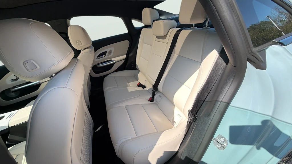 New 2027 Liquid Crystal Green Mercedes-Benz CLA 350 image 19