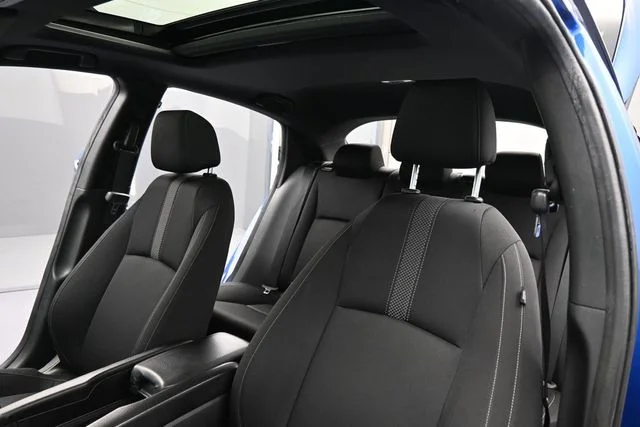 Used 2020  Honda EX image 28