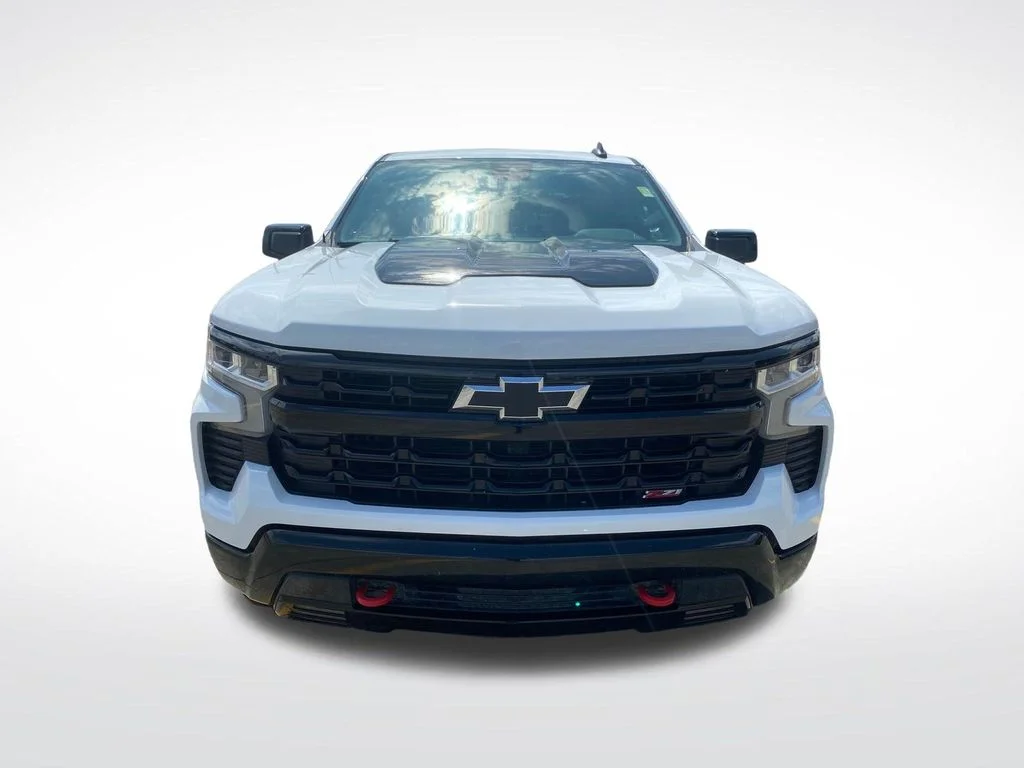 Used 2024 White Chevrolet LT Trail Boss image 10
