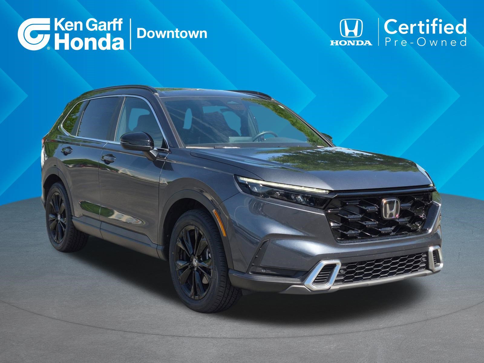 2023 Honda CR-V Hybrid Sport Touring AWD's photo