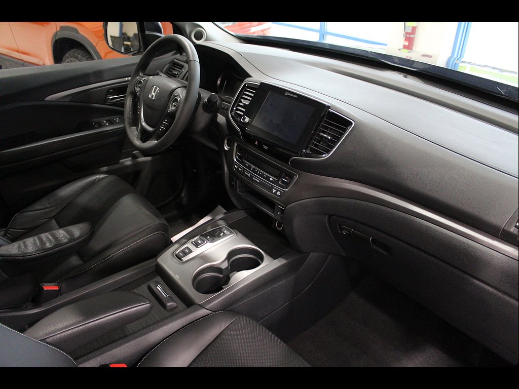 Certified Used 2023 Modern Steel Metallic Honda RTL image 23