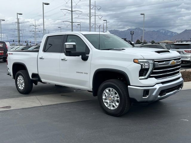 2026 Chevrolet Silverado 3500 HD LTZ - Photo 32