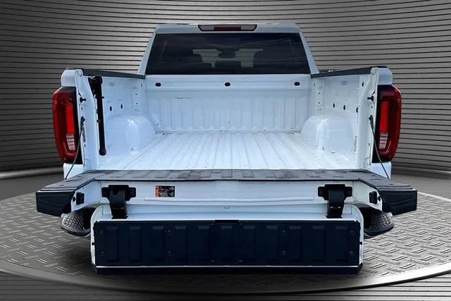 Used 2024 Summit White GMC SLT image 7