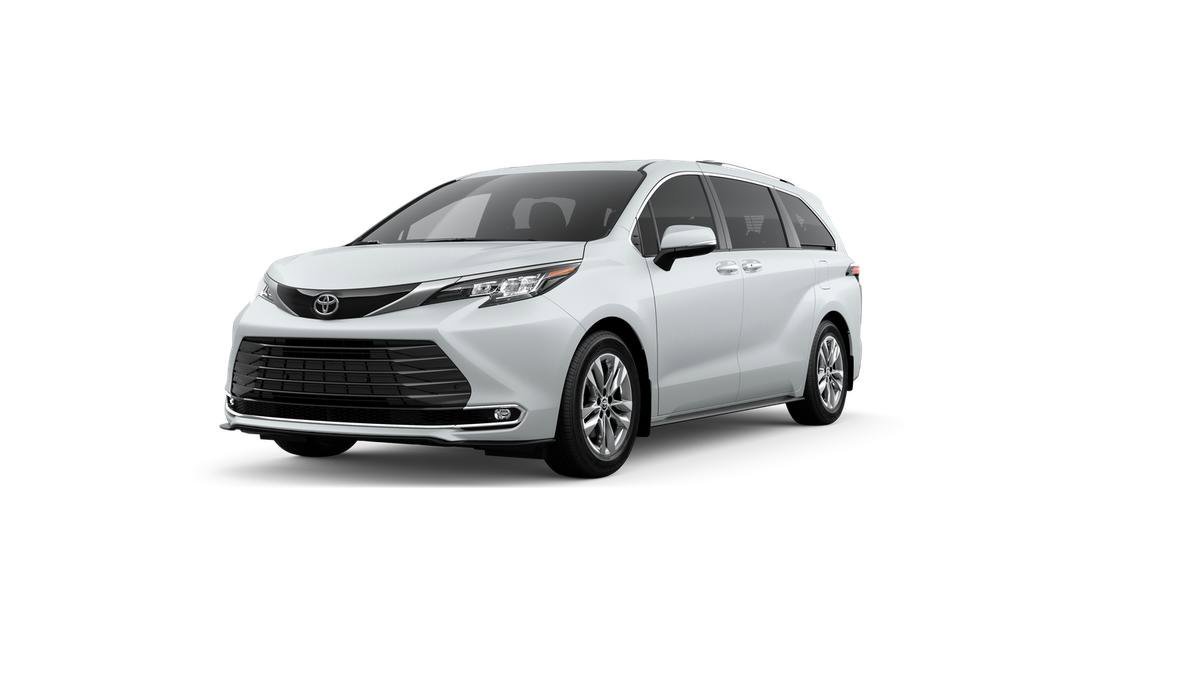 2026 Toyota Sienna Limited 7-Passenger Hybrid FWD's photo