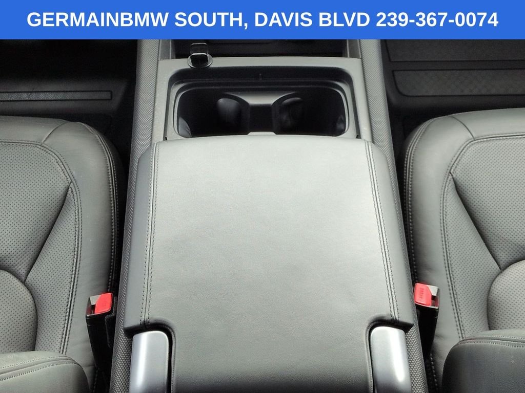 Used 2024 Carpathian Gray Premium Metallic Land Rover Carpathian Edition image 21